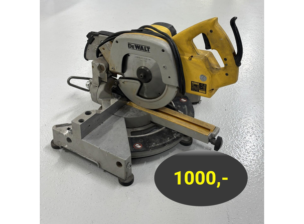 DeWalt DW707 Kapp- og Gjærsag 