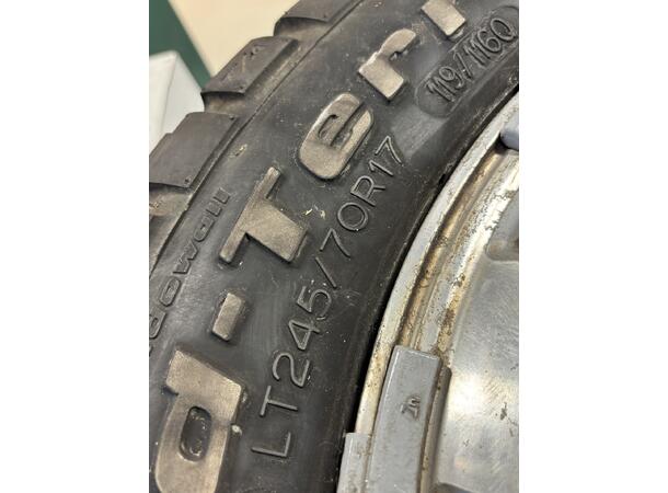 Dekk/Felg Offroad 245/70R17 BF Goodrich 