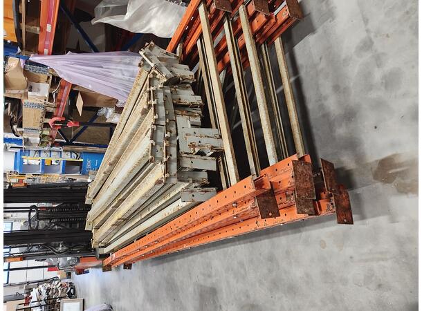 Pallereol 18x3 Meter 8 reolstiger, 24 bærejern 