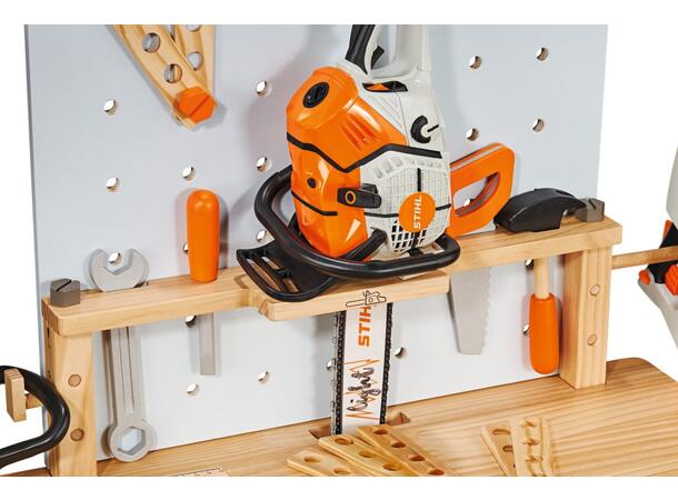 Stihl Arbeidsbenk For Barn Med Leketøy Produsert I Tre